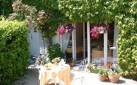 Guesthouse Domaine De La Carrauterie